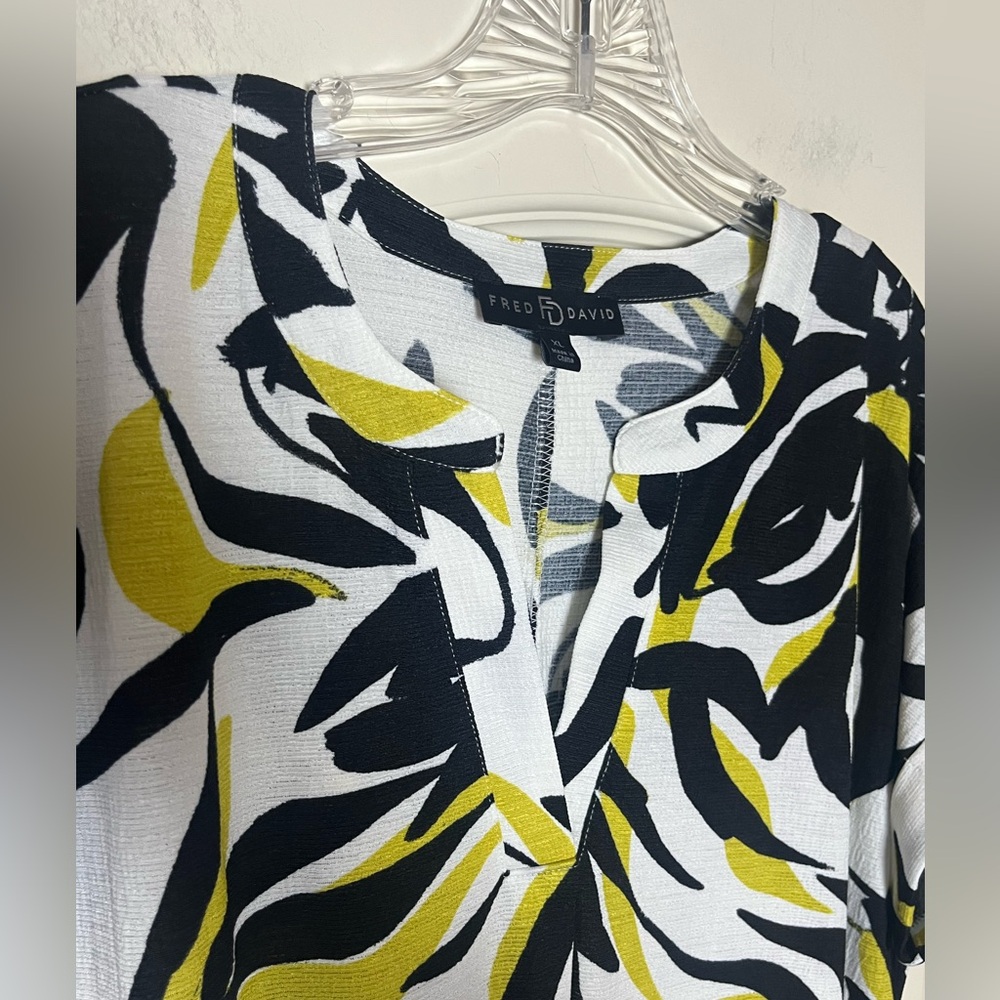 Fred David Stylish Black and Lime Short Sleeve Women's Blouse Size XL - Picture 10 of 16